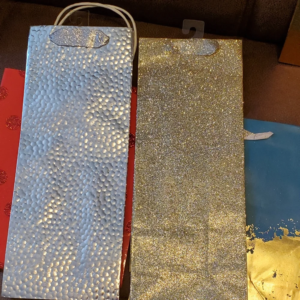 Bundle of 6 gift bags/wine bags